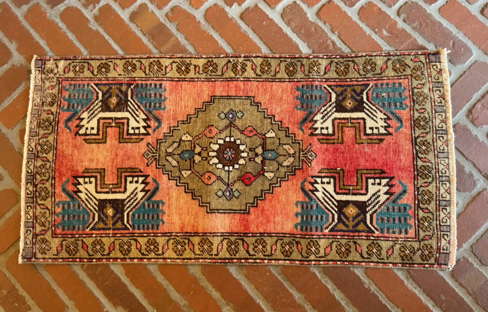 3'2" x 1'6"