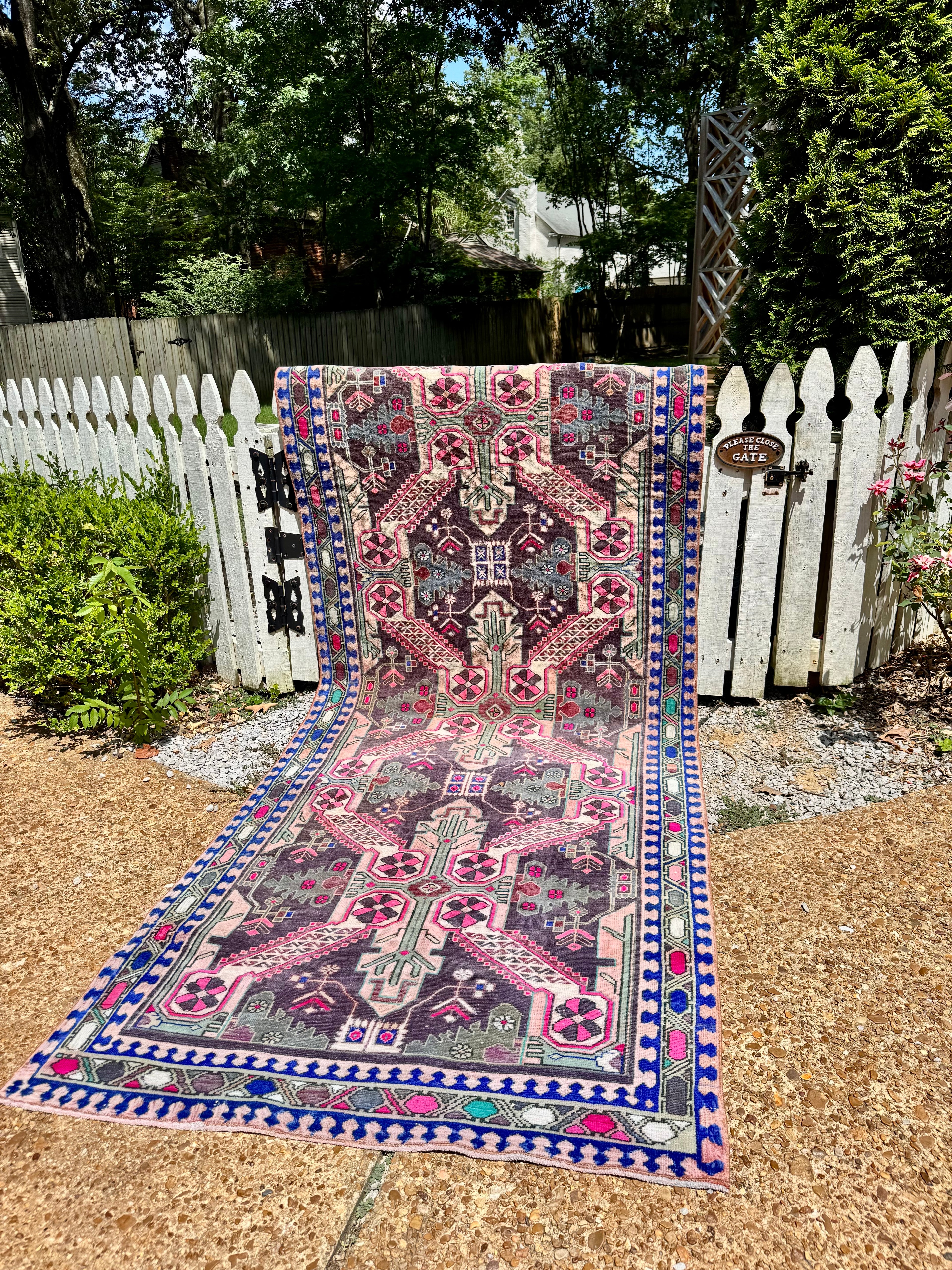 10' x 3'7"