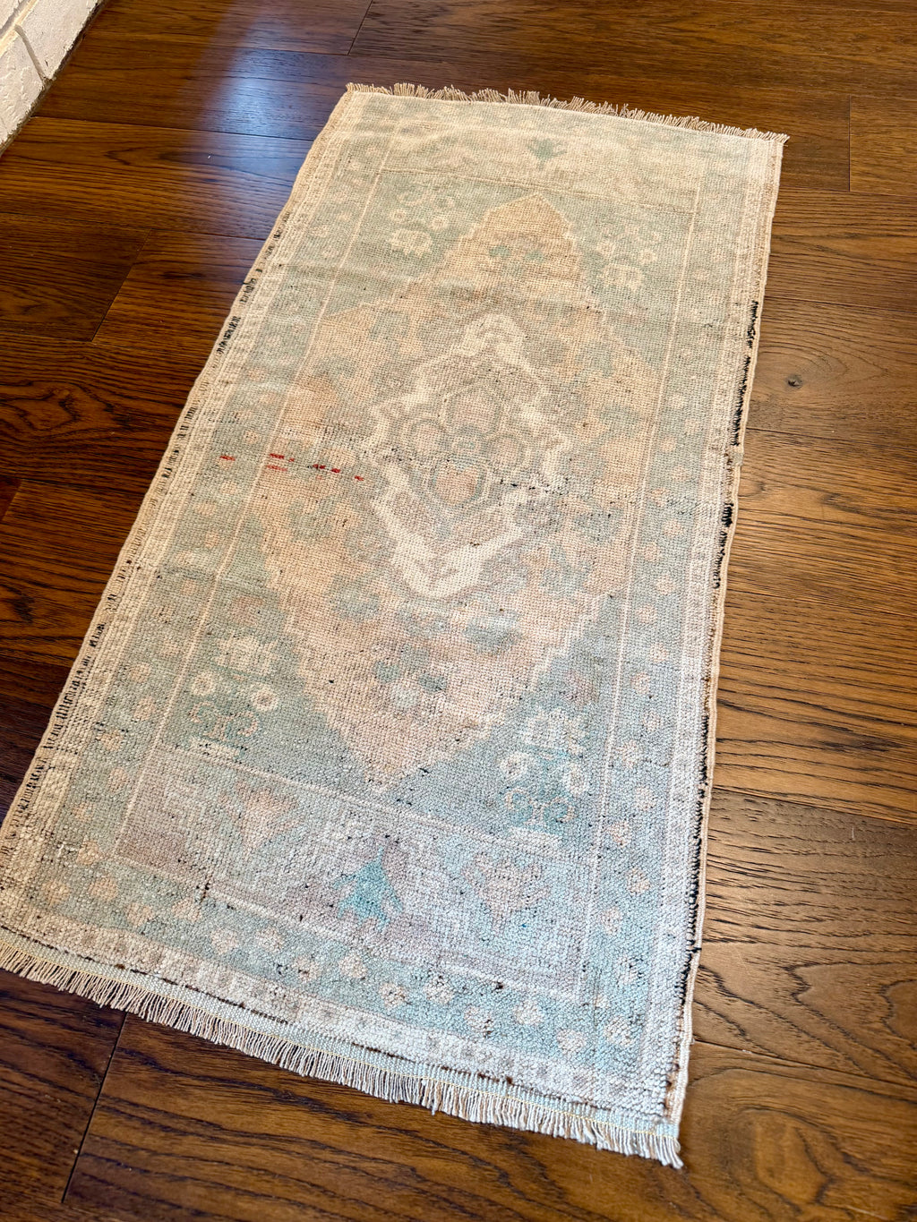 3'6" x 1`'9"