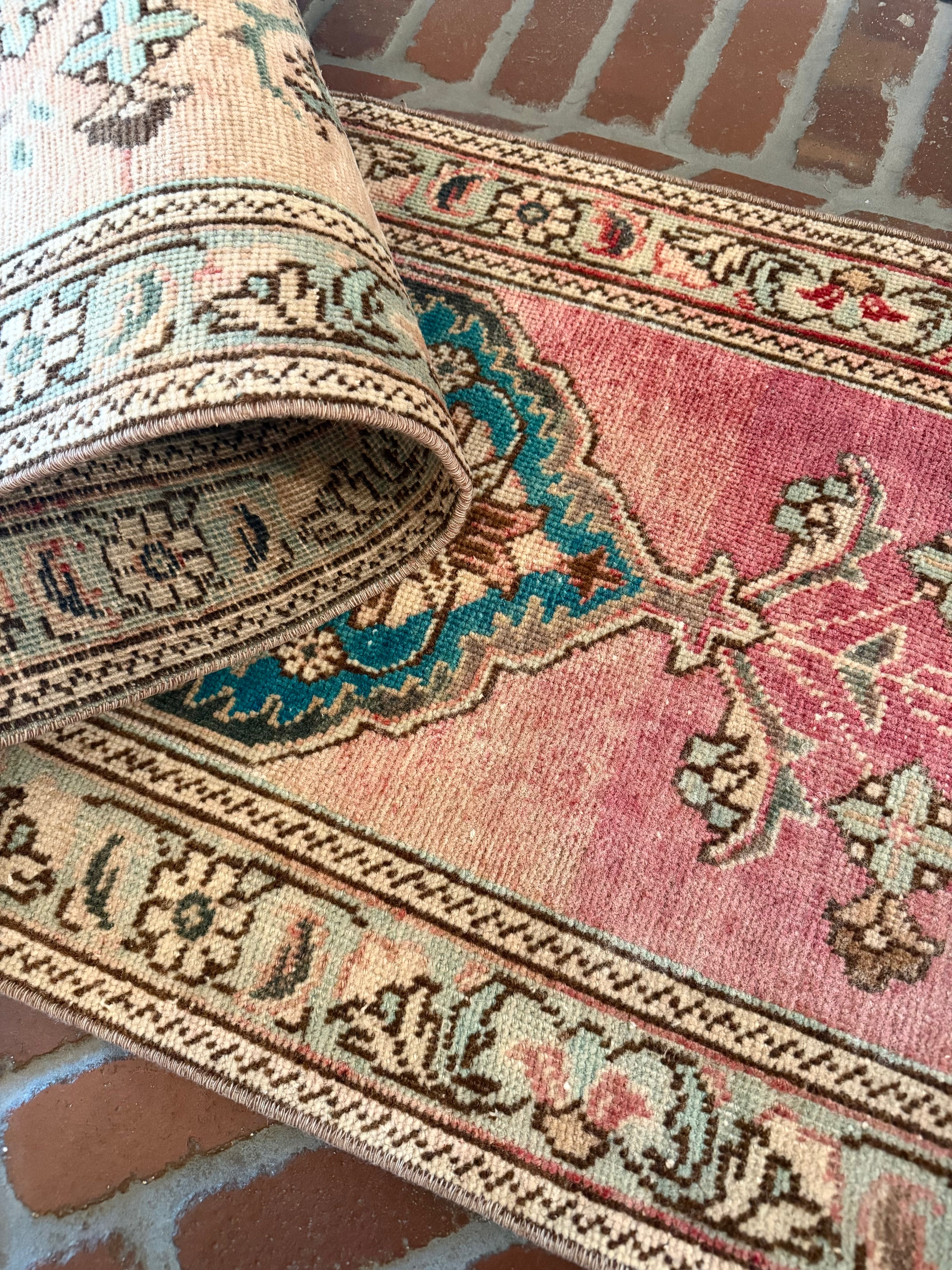 Vintage Runner, 5' x 1'9"