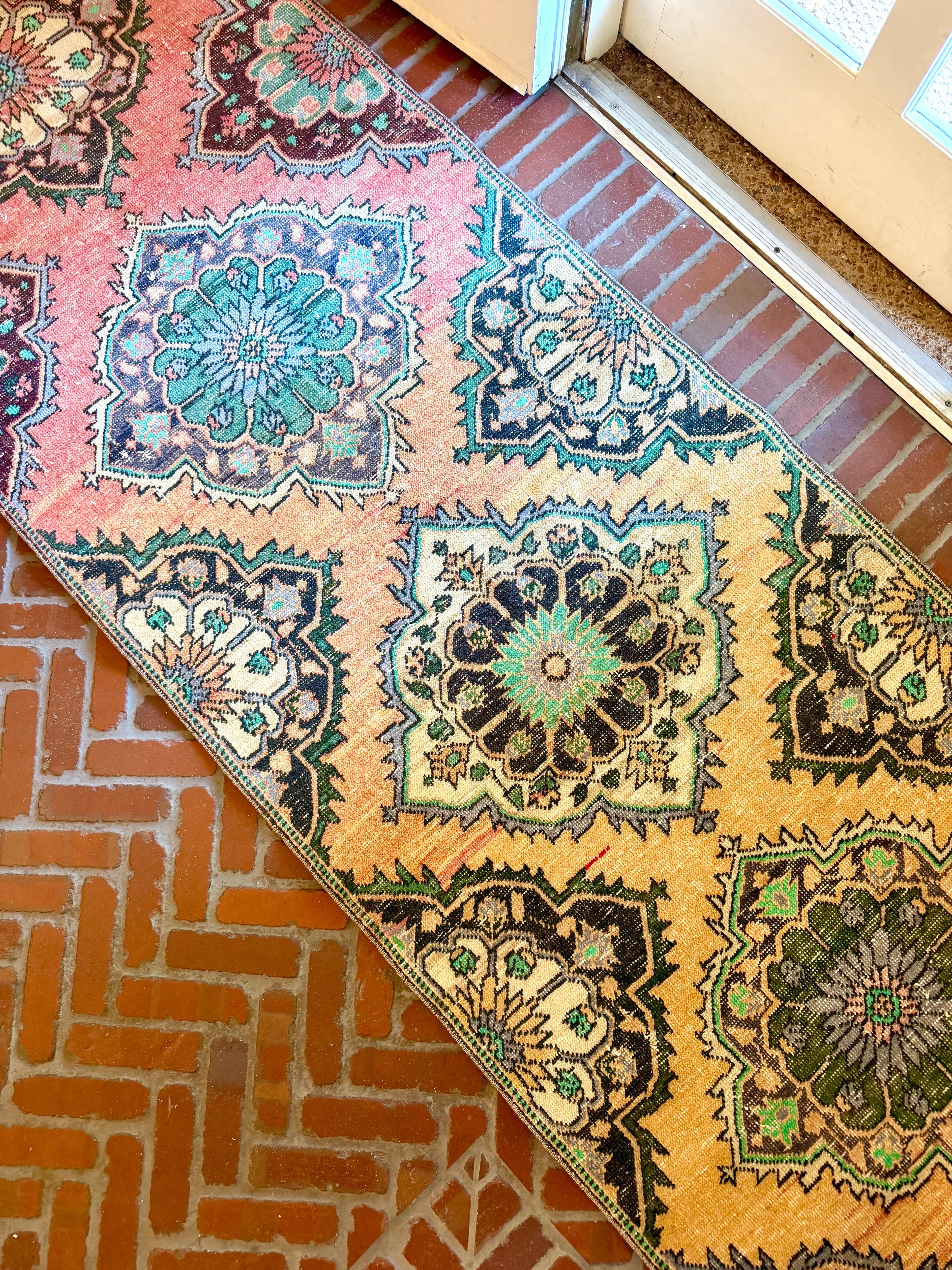 11' x 3'2"